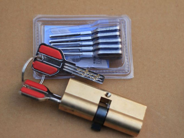 红河24小时上门开锁公司